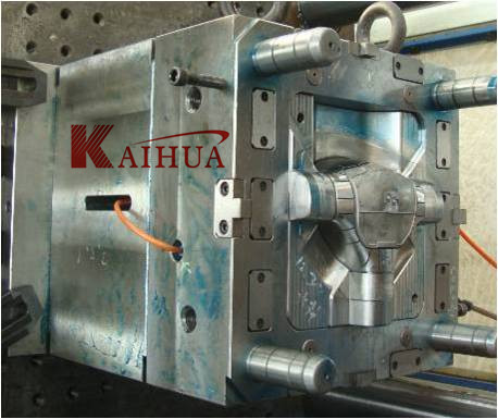 AUTO AIR BAG injection mold