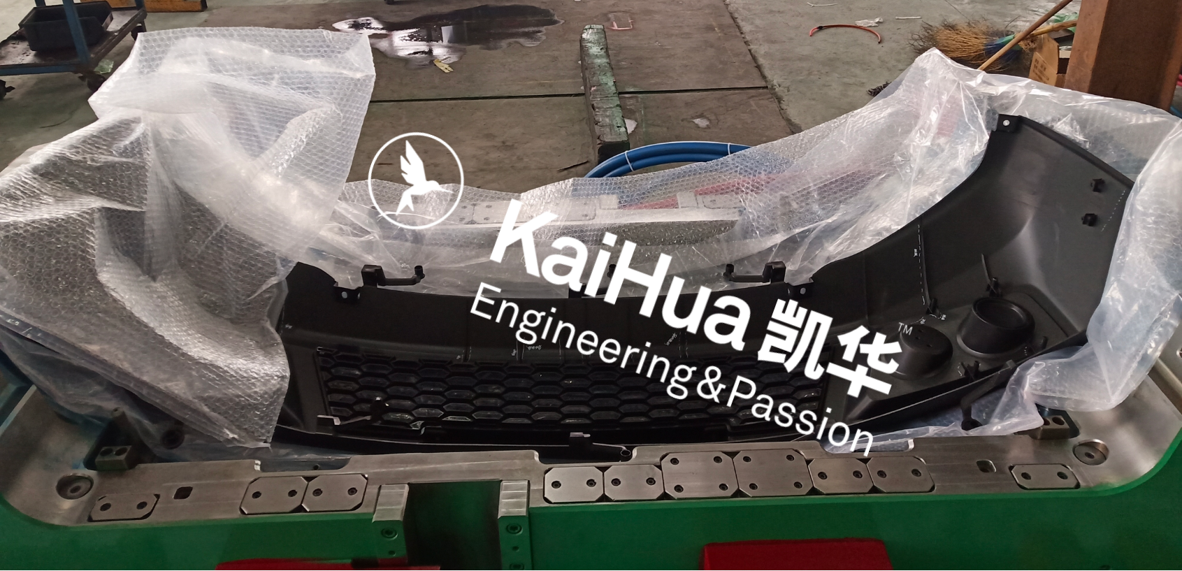 Auto Front Bumper of  Injection Mold11