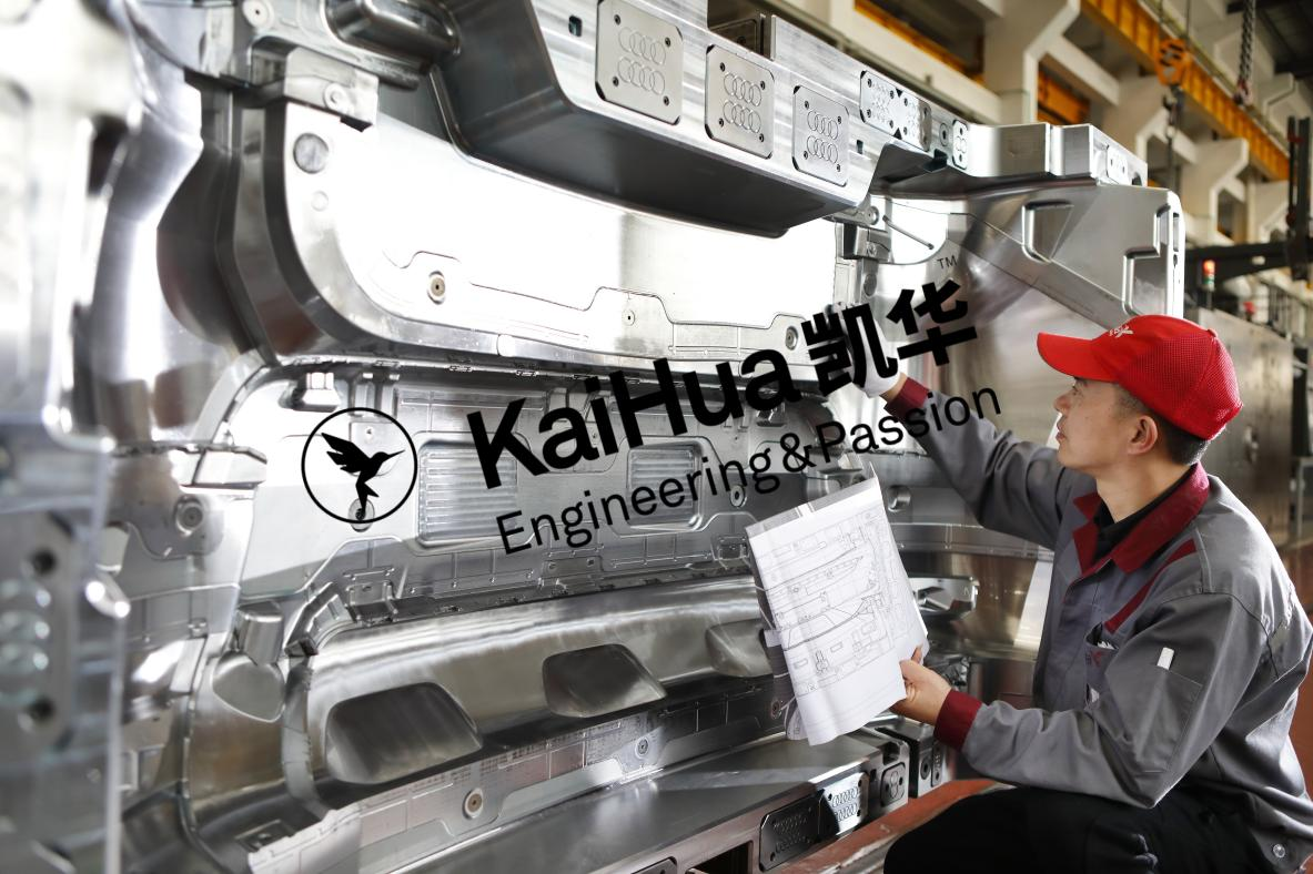 Automotive Bumper Mold with Free Spraying