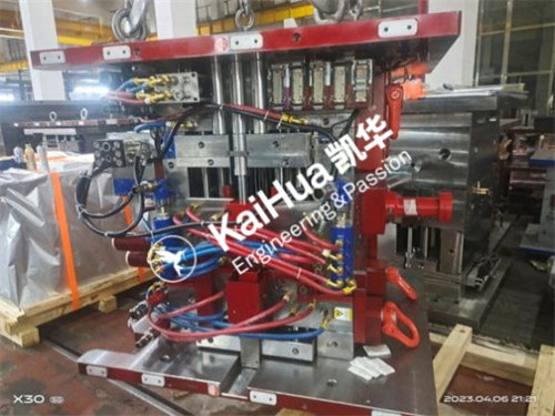 Center console mold of automotive1