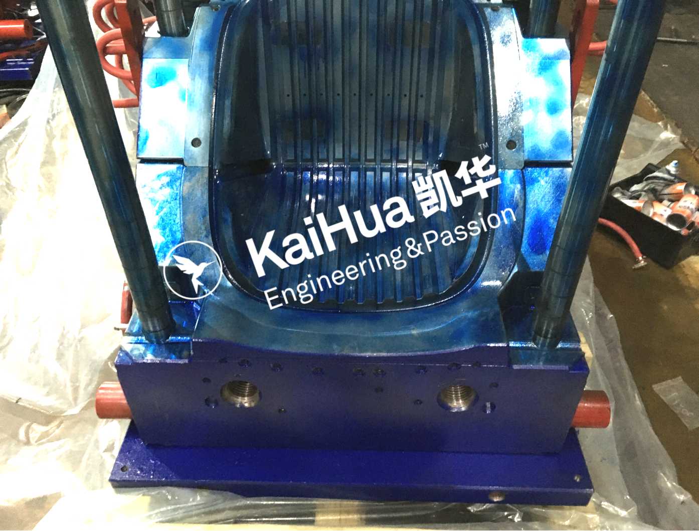 Custom-High-Gloss-Acrylic-Chair-Molding-Tool