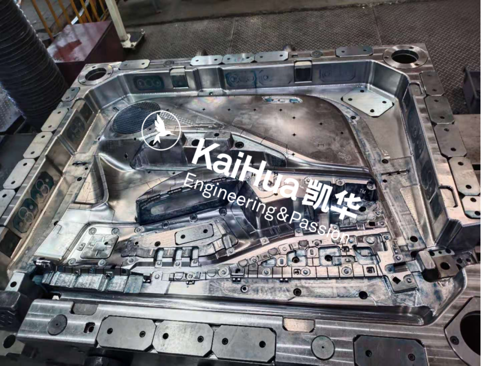 Door panel Injection mold2