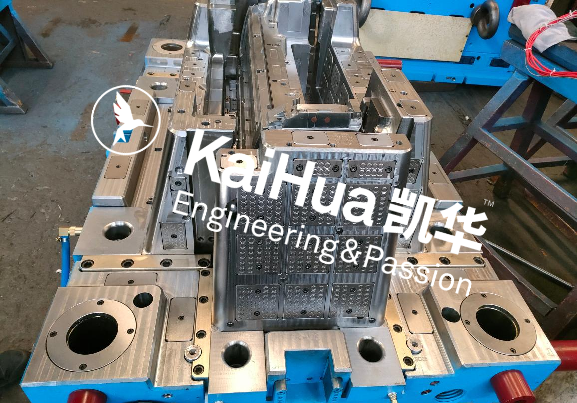 Injection AC mold components mold1