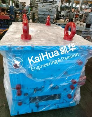 Kaihua-Moulds-Transparent-Chair-Plastic-Mold-for-Mass-Production