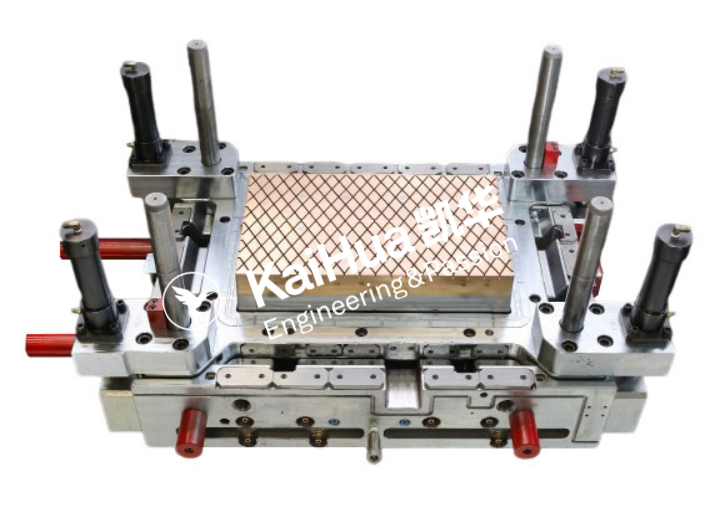 custom-logistics-box-injection-mold-integral-display