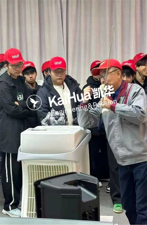 mold-making-practical-training-cnc-edm-workshop